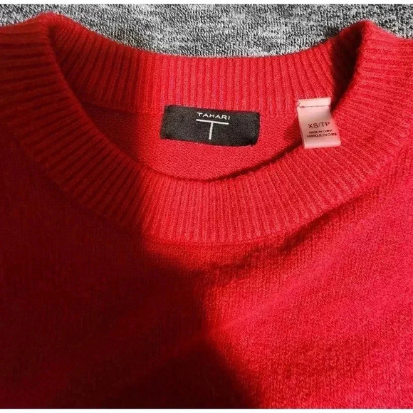 Tahari Women's Sweater Red Soft Knit Viscose XS - Picture 3 of 3